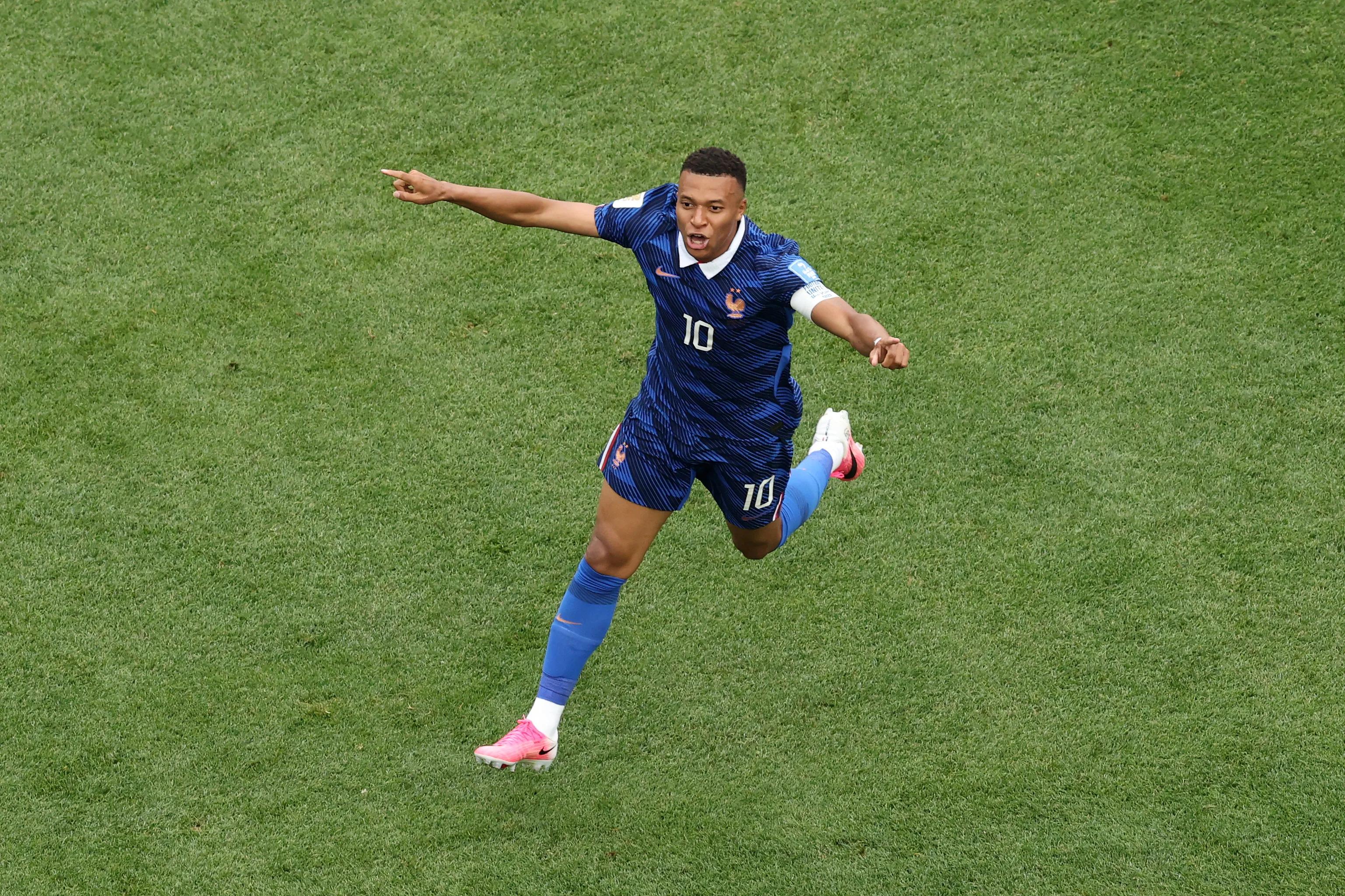 16 World Cup goals in 16 appearances: Mbappe's double helps France overwhelm Iraq 3-0